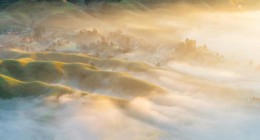 以渺小启程，以伟大结局